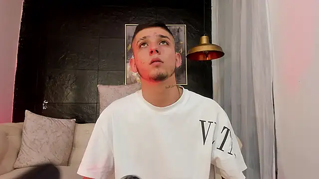 Mathewboy1 online show from October 1, 11:27 am