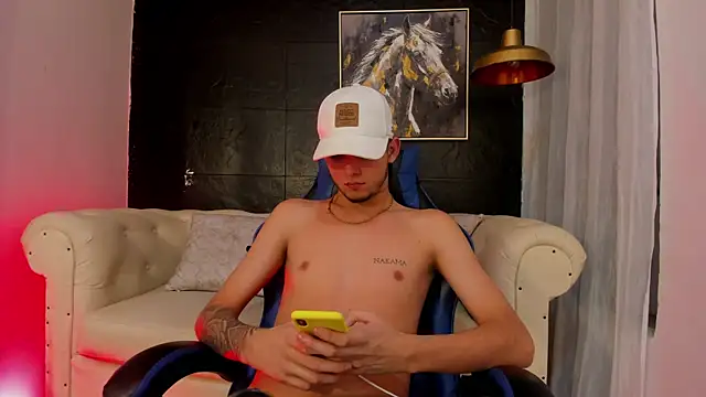 Mathewboy1 online show from October 4, 11:08 am