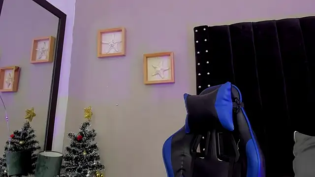 Mathewboy1 online show from December 17, 7:09 pm