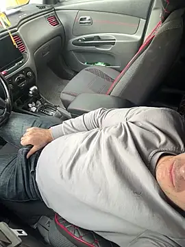 Snapshot of Cruel00 chatting on November 30, 10:19 am Cruel00 online show from November 30, 10:19 am