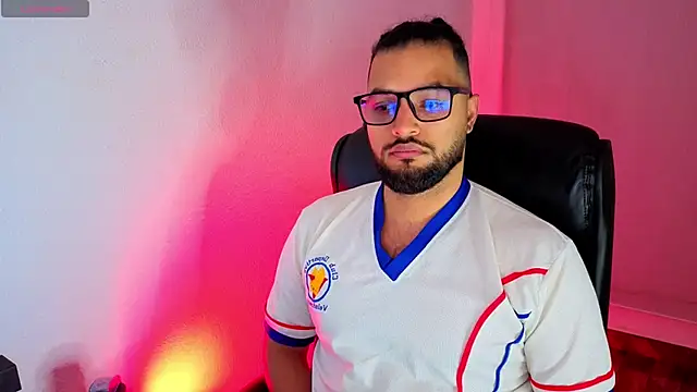 Ernesto-Rodriguez82 online show from June 21, 9:56 am