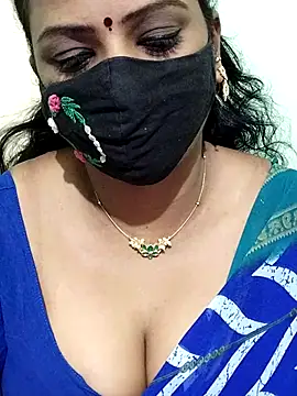 Snapshot of yoga-mithraa chatting on October 2, 7:04 am yoga-mithraa online show from October 2, 7:04 am