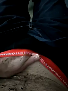 Snapshot of fergi1999 chatting on November 28, 9:01 am fergi1999 online show from November 28, 9:01 am