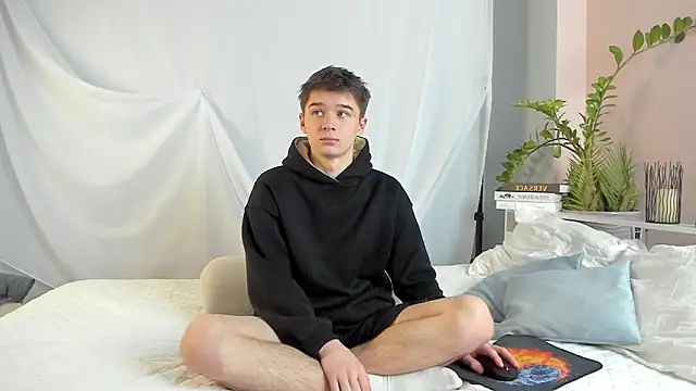 SherlockMax online show from February 18, 7:10 pm