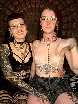 Nyraniel online show from November 21, 8:51 pm