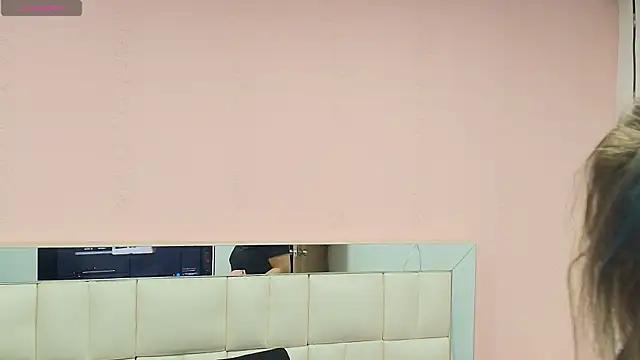 gisell gomez online show from December 15, 12:20 pm