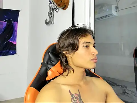 Snapshot of kenshi_roa chatting on October 12, 3:27 am kenshi roa online show from October 12, 3:27 am