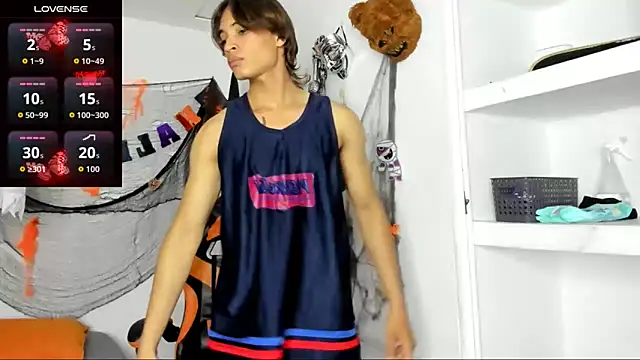 Snapshot of kenshi_roa chatting on October 23, 2:55 am kenshi roa online show from October 23, 2:55 am