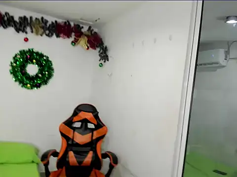 Snapshot of kenshi_roa chatting on December 14, 2:50 am kenshi roa online show from December 14, 2:50 am