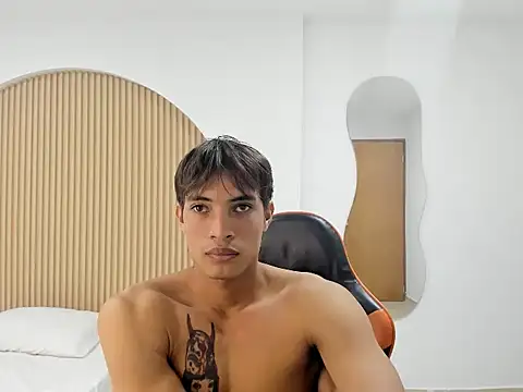 Snapshot of kenshi_roa chatting on May 6, 5:46 am kenshi roa online show from May 6, 5:46 am