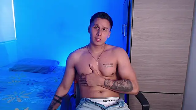 valentinosex1 online show from November 11, 8:31 pm