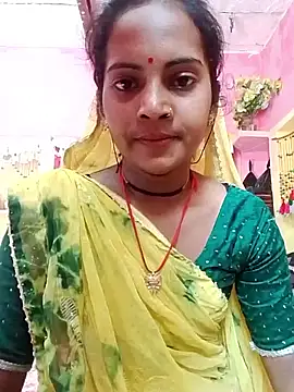 Snapshot of Hot_bbbb chatting on October 3, 6:21 am Hot bbbb online show from October 3, 6:21 am