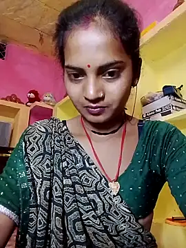 Snapshot of Hot_bbbb chatting on October 15, 8:09 pm Hot bbbb online show from October 15, 8:09 pm