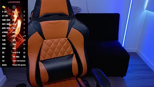 imlaiaaa online show from October 28, 9:17 pm