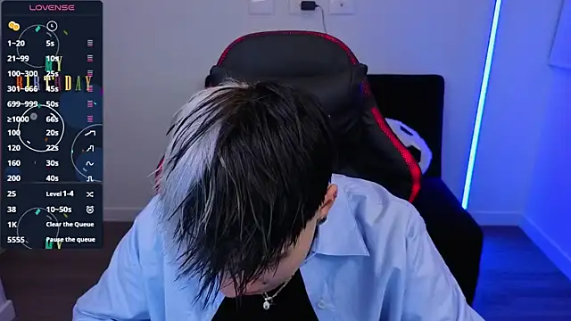 imlaiaaa online show from November 4, 11:59 pm