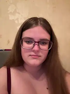 Snapshot of CurvyPaar2 chatting on February 28, 10:33 pm CurvyPaar2 online show from February 28, 10:33 pm