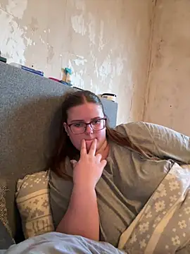 Snapshot of CurvyPaar2 chatting on March 1, 4:53 pm CurvyPaar2 online show from March 1, 4:53 pm