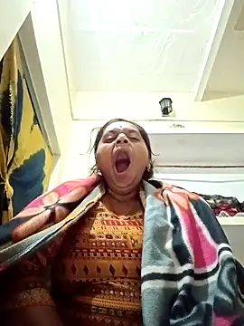 Hot crety online show from November 28, 1:30 am