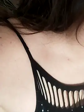 Snapshot of Daphne_girlsex chatting on January 14, 5:51 pm Daphne girlsex online show from January 14, 5:51 pm