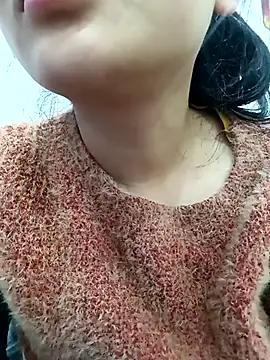 MinhChauXXX19 online show from January 6, 3:43 am