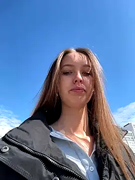 ElliRose online show from September 11, 6:57 am