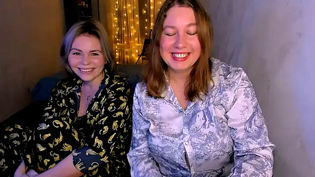 NancySanders online show from December 5, 4:47 pm