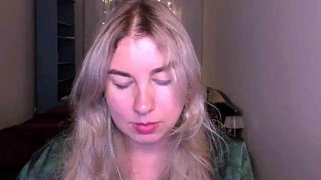 NancySanders online show from July 8, 9:19 pm
