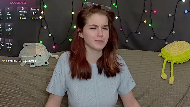 Snapshot of ElzaBlis chatting on December 21, 2:57 pm ElzaBlis online show from December 21, 2:57 pm