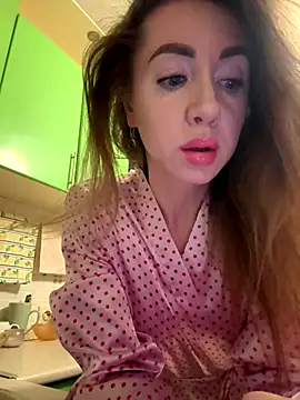 Snapshot of MarinaDiva11_74 chatting on September 12, 8:20 pm MarinaDiva11 74 online show from September 12, 8:20 pm