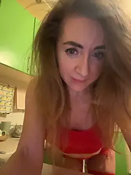 Snapshot of MarinaDiva11_74 chatting on October 30, 8:09 pm MarinaDiva11 74 online show from October 30, 8:09 pm