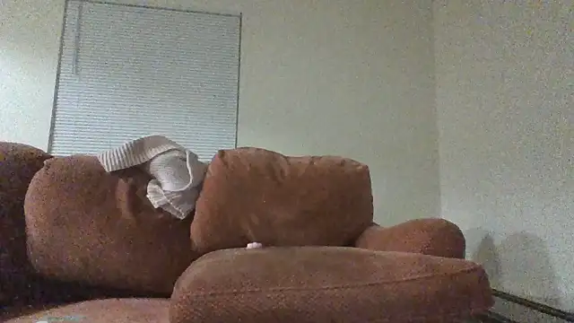 TharealBunn online show from April 8, 10:48 am