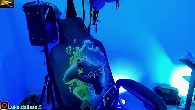 zeus 7777 online show from December 5, 8:12 am