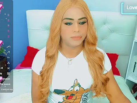 Snapshot of macgenta_drackk chatting on December 4, 7:55 pm macgenta drackk online show from December 4, 7:55 pm