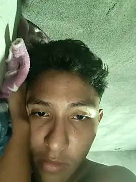 Snapshot of MattBroddy chatting on October 15, 6:19 pm MattBroddy online show from October 15, 6:19 pm