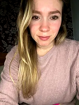 Snapshot of BritgetPsychol chatting on September 10, 2:44 am BritgetPsychol online show from September 10, 2:44 am