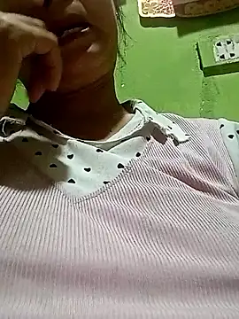 maple694 online show from September 25, 1:48 pm