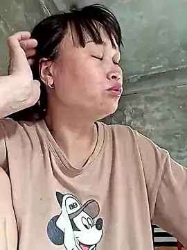 maple694 online show from October 16, 3:18 am