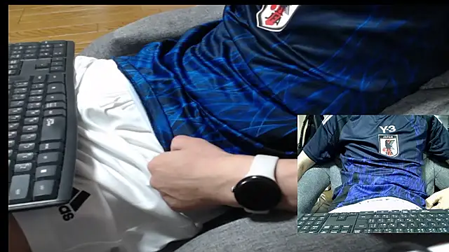 Yasu2000 online show from May 9, 12:16 am