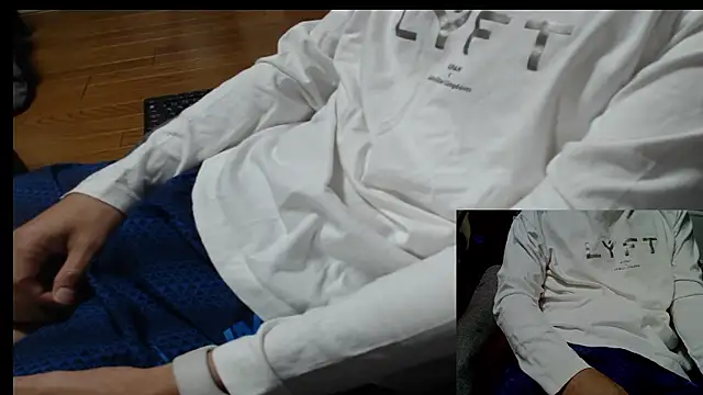Yasu2000 online show from June 3, 1:19 am