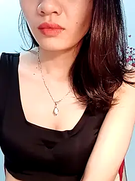 Hinna x online show from April 11, 10:14 pm