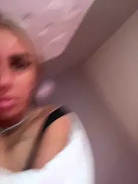 EllieMaeBaby online show from November 21, 9:41 am