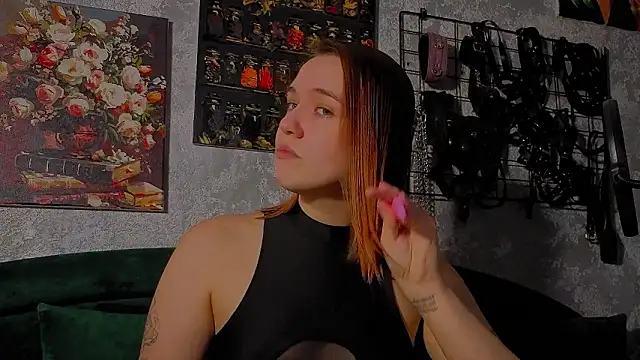 the high priestess online show from March 14, 2:39 am