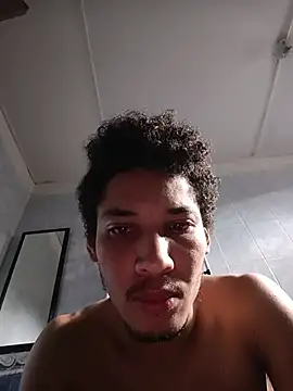 RuiMaddoox online show from November 21, 1:43 pm