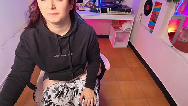 Anaa Rose online show from April 12, 11:26 am