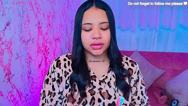 Snapshot of nicemiiaa7_ chatting on September 13, 12:05 pm nicemiiaa7 online show from September 13, 12:05 pm