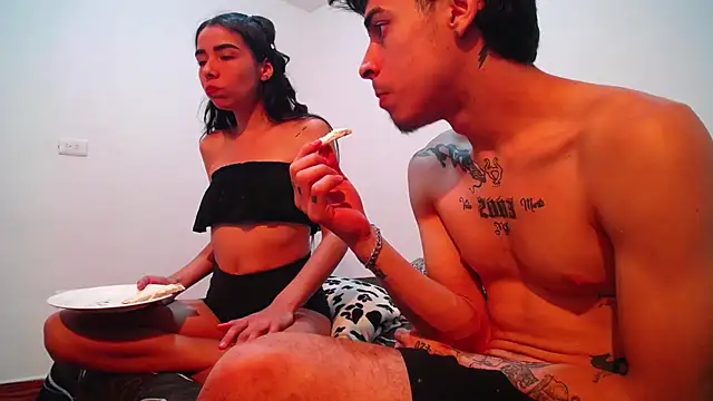 Snapshot of Candy_Grey28 chatting on September 26, 8:40 am Candy Grey28 online show from September 26, 8:40 am