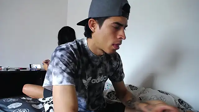 Snapshot of Candy_Grey28 chatting on November 5, 1:55 pm Candy Grey28 online show from November 5, 1:55 pm