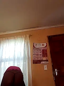 Snapshot of Pretty_miss_devilxxx35 chatting on September 20, 12:28 pm Pretty miss devilxxx35 online show from September 20, 12:28 pm