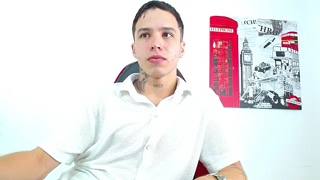 Cumandres18 online show from February 11, 2:55 pm