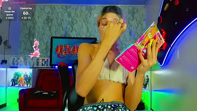 Madison Mujica online show from October 14, 11:11 am